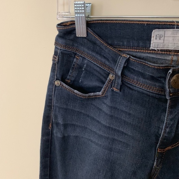 Free People Skinny Jeans Size 26 - Picture 3 of 6